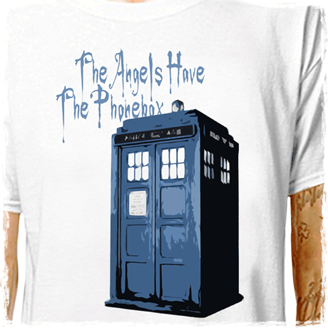 DOCTOR WHO movie T-SHIRT - The Weeping Angels Tardis